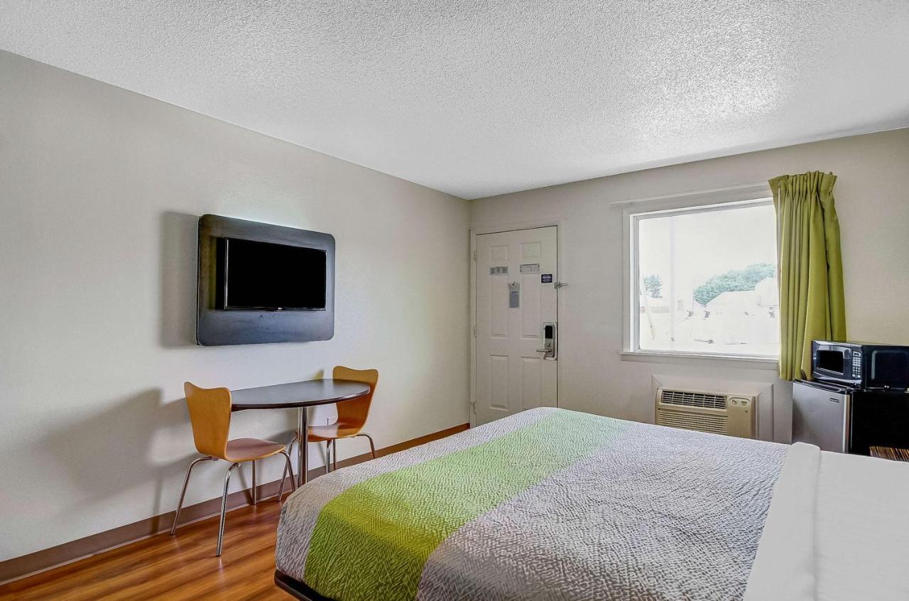 Motel 6-Charles Town, Wv Εξωτερικό φωτογραφία