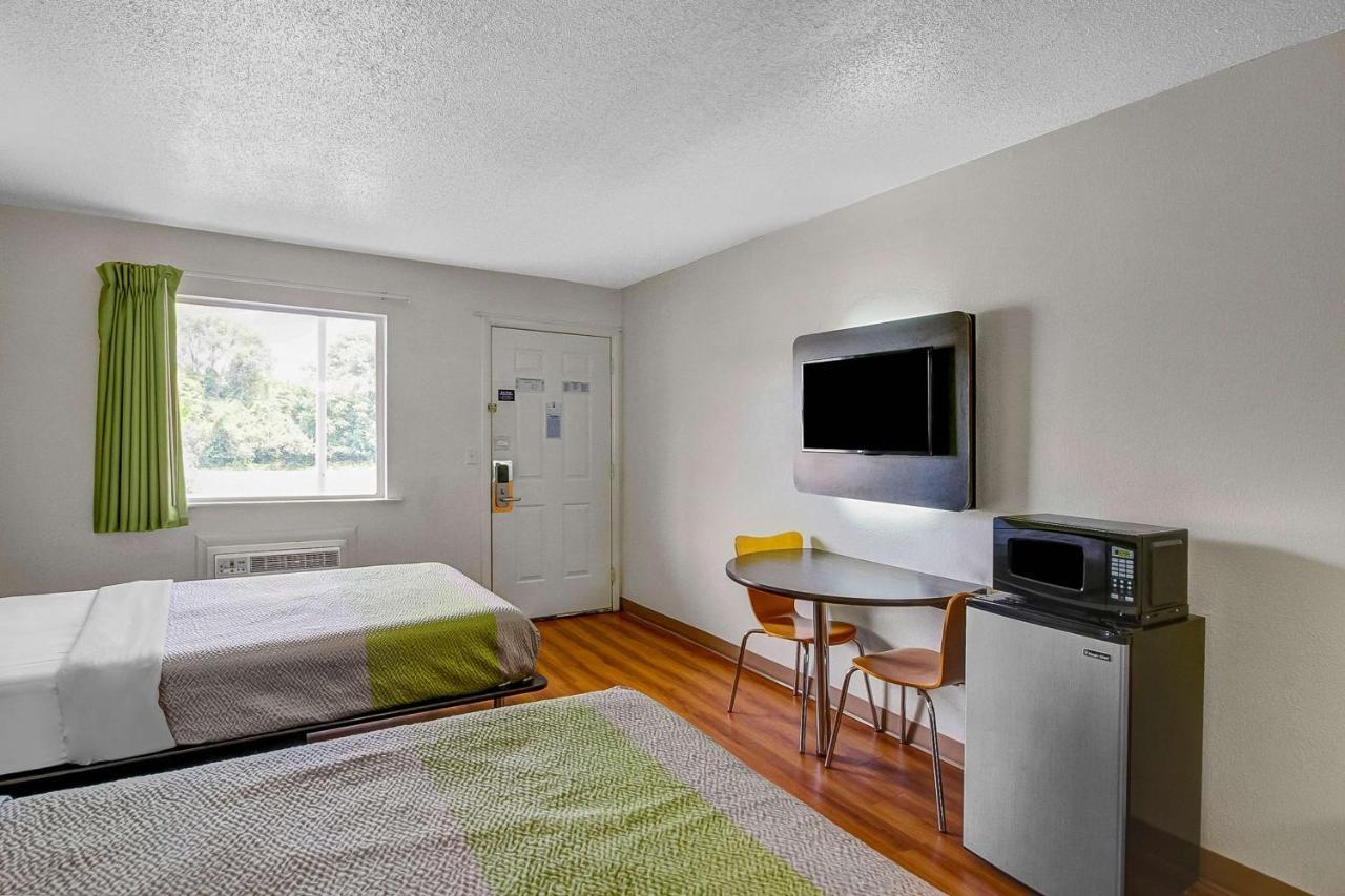Motel 6-Charles Town, Wv Εξωτερικό φωτογραφία