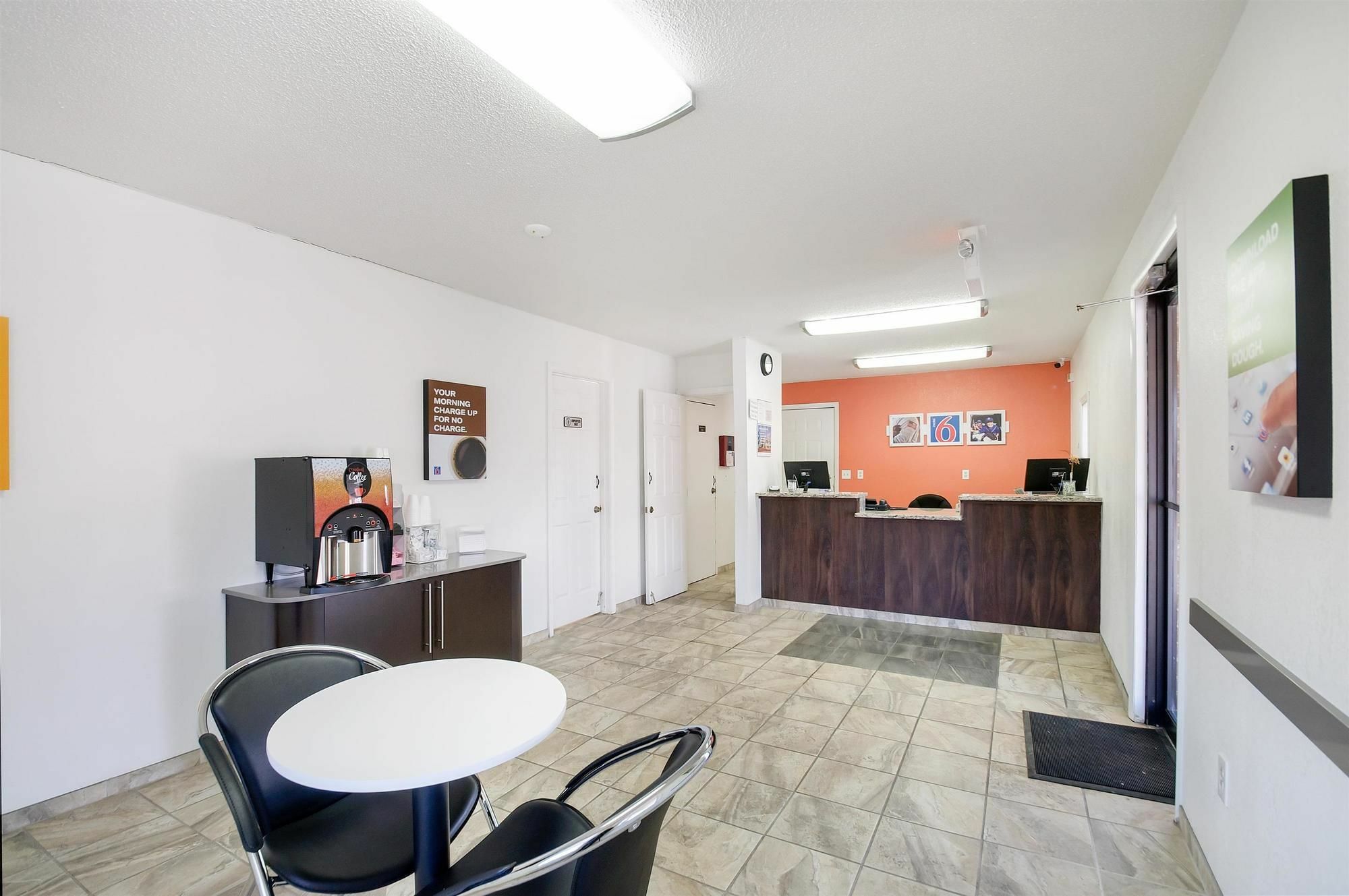 Motel 6-Charles Town, Wv Εξωτερικό φωτογραφία