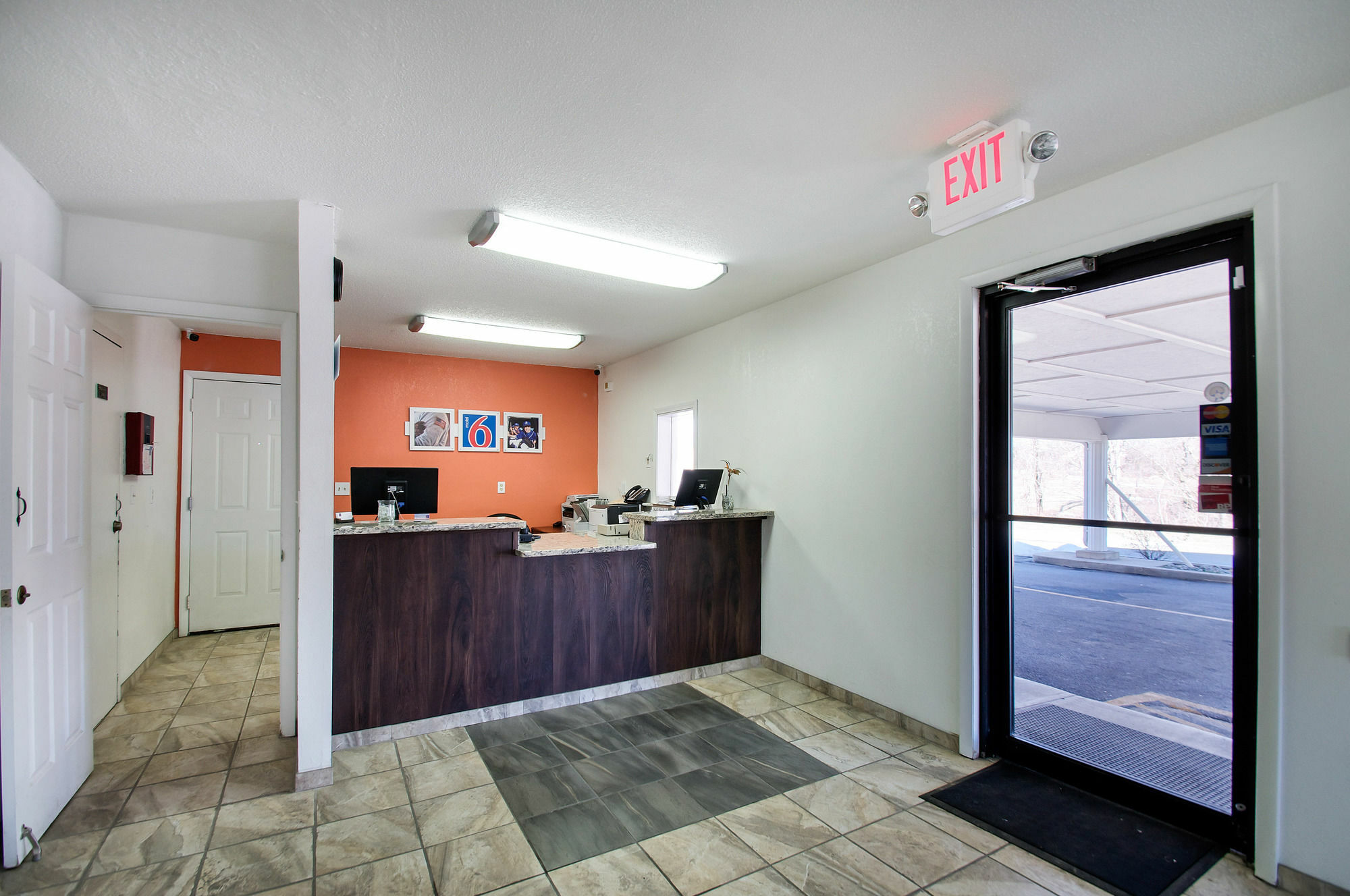 Motel 6-Charles Town, Wv Εξωτερικό φωτογραφία